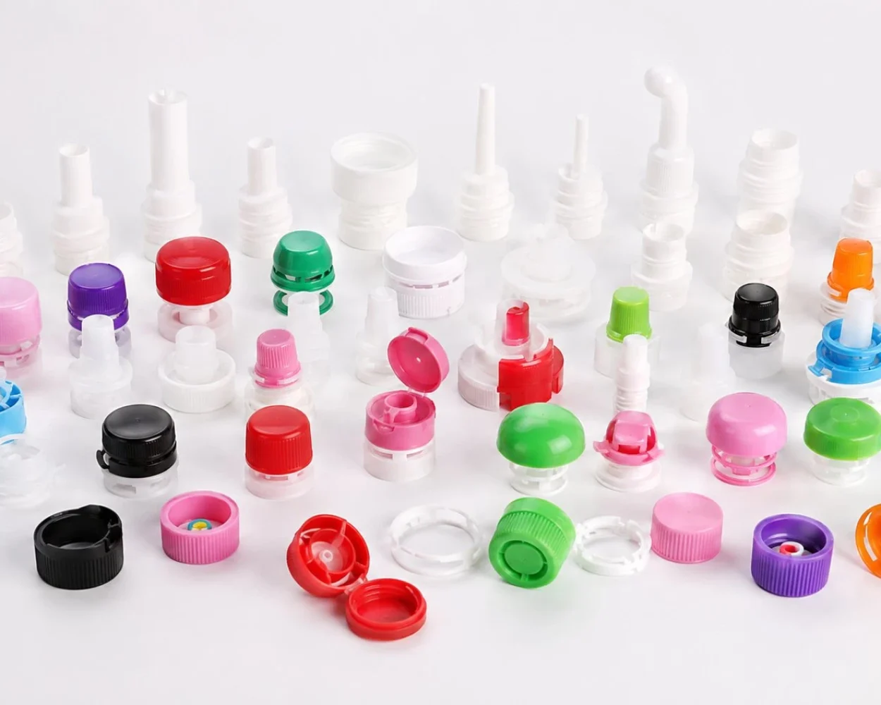 Spout sealing cap accessory display